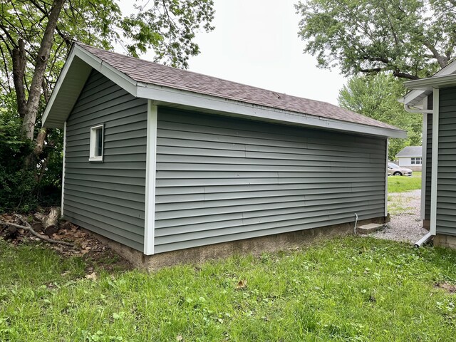 view of outdoor structure with an outdoor structure