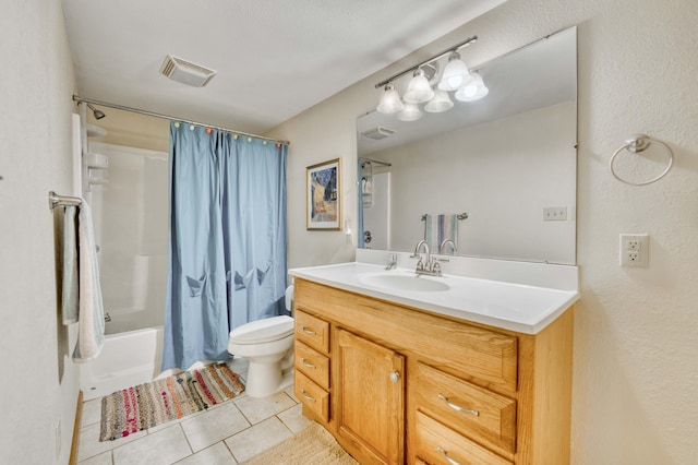 5425 S Westwood Ave, Springfield, MO 65810 - full bath featuring tile patterned floors, toilet, shower / tub combo with curtain, and vanity