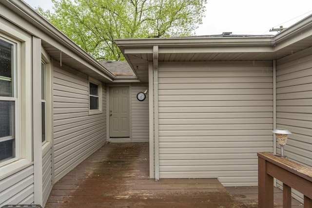 5425 S Westwood Ave, Springfield, MO 65810 - view of property exterior with a deck