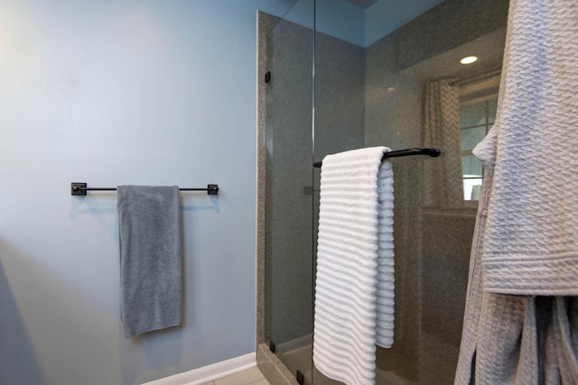 1918 E Buena Vista St, Springfield, MO 65804 - bathroom with a shower stall