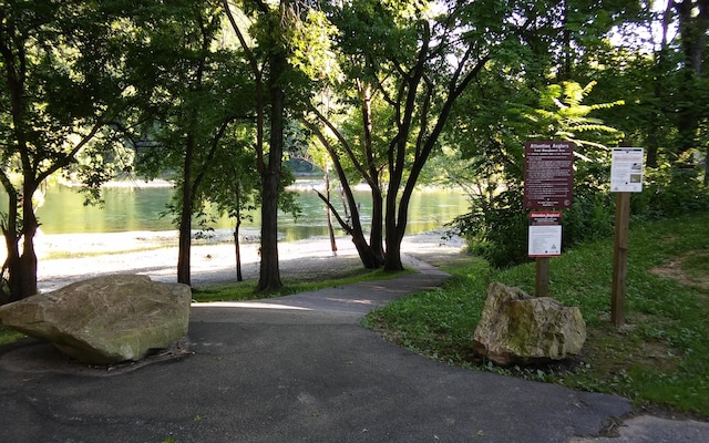 186 Bunker Ridge Dr Unit 2, Branson, MO 65616 - view of community with a water view