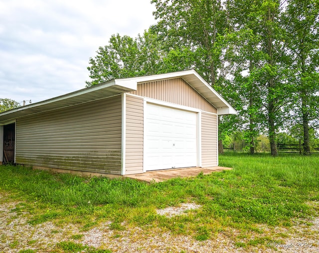 view of detached garage