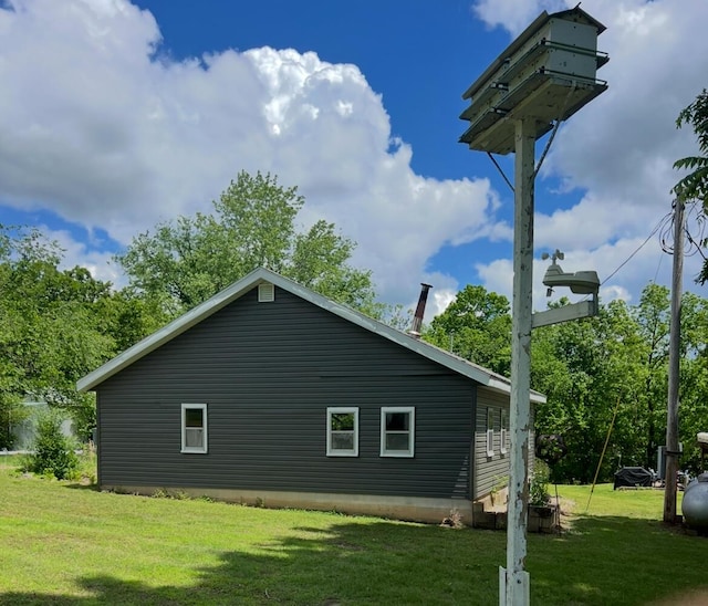 49 Noland Point Ln, Theodosia, MO 65761 - view of side of property with a lawn