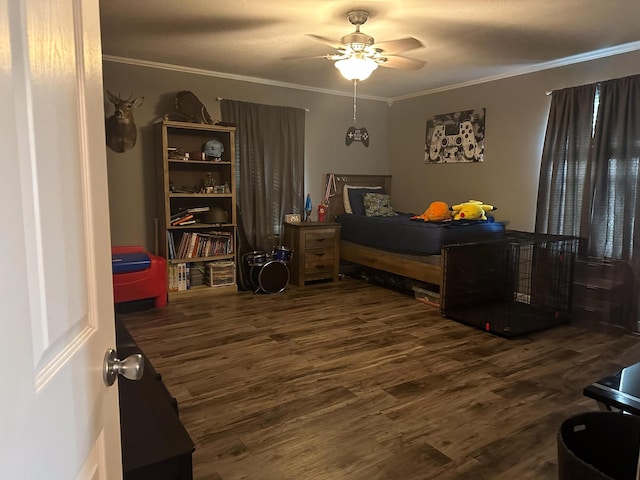 313 Washington St, Mountain View, MO 65548 - bedroom with wood finished floors, ornamental molding, and ceiling fan