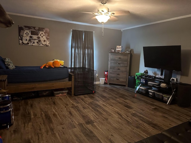 313 Washington St, Mountain View, MO 65548 - bedroom featuring ornamental molding, wood finished floors, and a ceiling fan