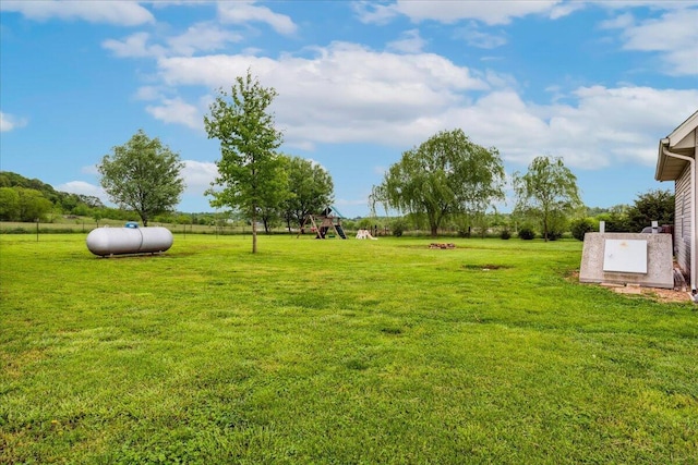 1215 E 515th Rd, Morrisville, MO 65710 - view of yard