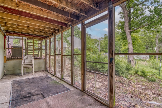 713 Taneycomo Rd, Branson, MO 65616 - view of unfurnished sunroom