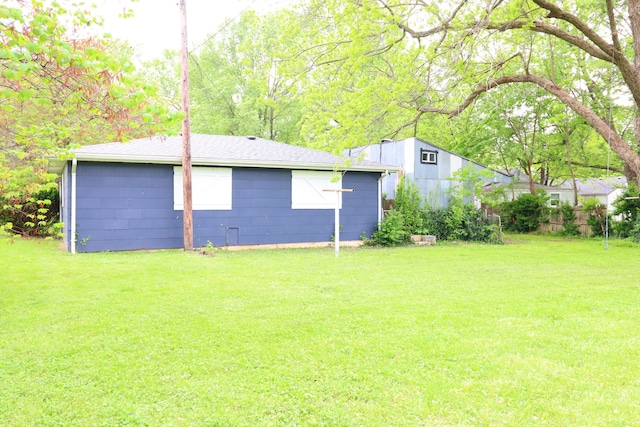 845 W Seminole St, Springfield, MO 65807 - view of green lawn