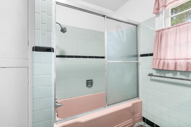 191 State Highway Y, Forsyth, MO 65653 - bathroom with pet washing station, enclosed tub / shower combo, and tile walls