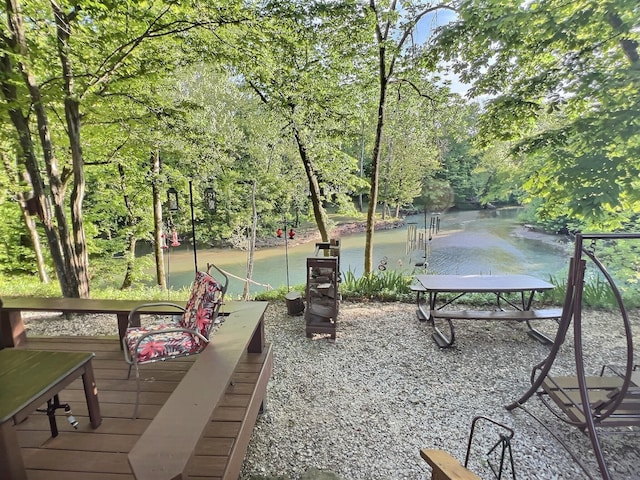 1424 Brown Rd, Van Buren, MO 63965 - view of home's community featuring a water view