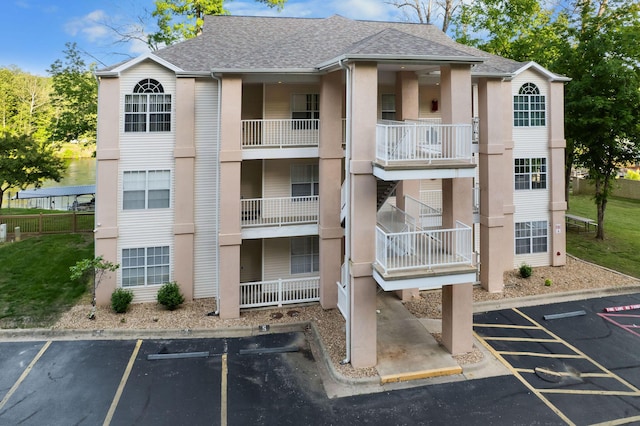 77 Anglers Pointe Unit 4, Branson, MO 65616 - view of building exterior featuring uncovered parking