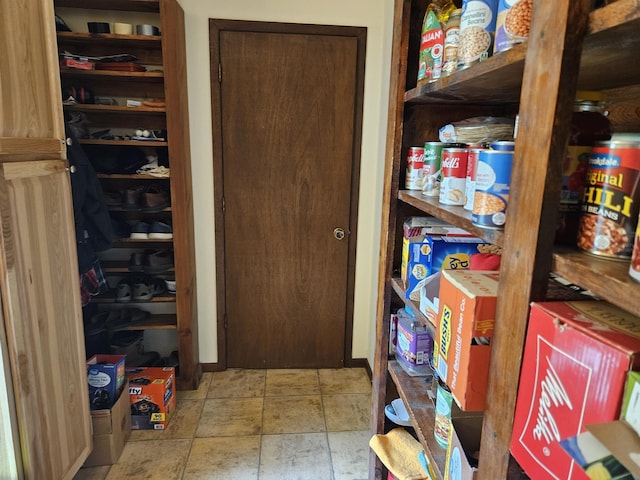 1100 County Road 8270, West Plains, MO 65775 - view of storage area