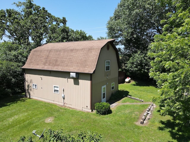1100 County Road 8270, West Plains, MO 65775 - view of barn with a yard