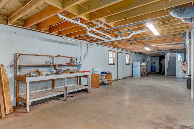 13860 Lawrence Unit 1158, Mount Vernon, MO 65712 - basement with a workshop area