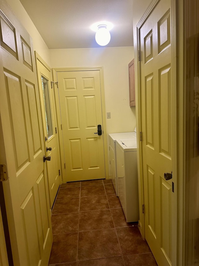 136 Riverview Dr, Mammoth Spring, AR 72554 - washroom with independent washer and dryer and cabinet space