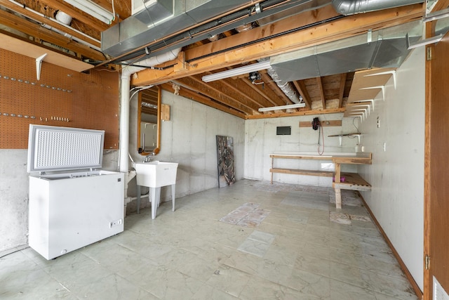 5376 S 140th Rd, Morrisville, MO 65710 - unfinished basement featuring a workshop area