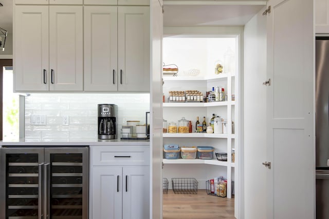 storage area featuring beverage cooler