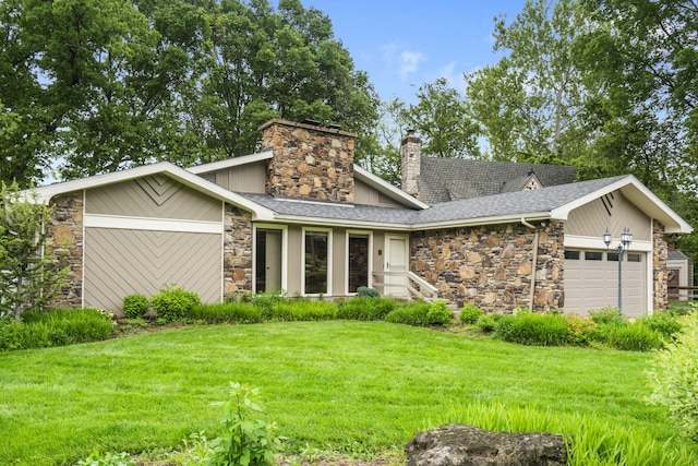 1294 Acacia Club Rd, Hollister, MO 65672 - mid-century home with stone siding, a chimney, a front yard, a garage, and roof with shingles