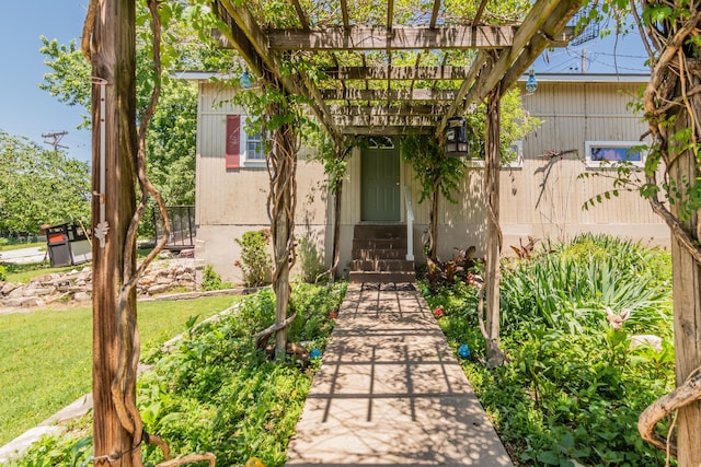 237 Jefferson St, Forsyth, MO 65653 - view of front facade featuring a pergola and a front yard