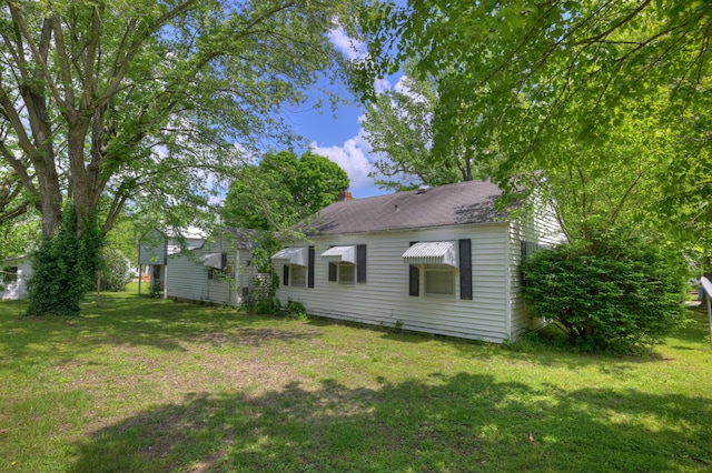 720 Kentland Dr, Neosho, MO 64850 - view of green lawn