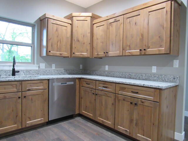 748 Birdsong Ln, Marshfield, MO 65706 - kitchen with dishwasher, a sink, dark wood-type flooring, and light stone countertops