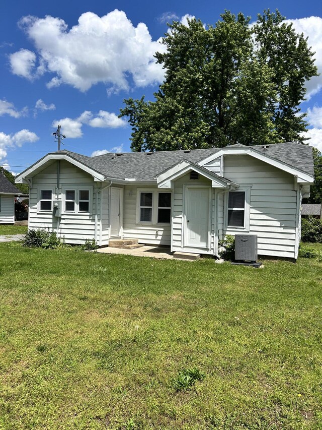 637 N Main Ave, Bolivar, MO 65613 - photo 32
