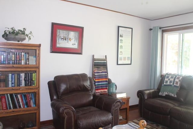 23197 Oakwood Cir, Hermitage, MO 65668 - sitting room featuring wood finished floors and baseboards