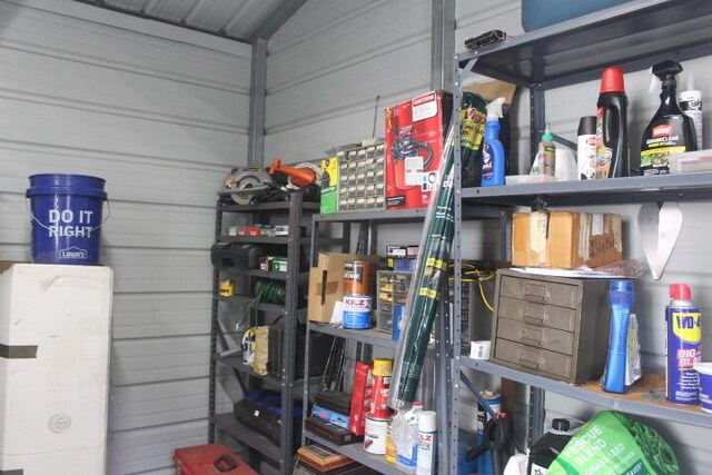 23197 Oakwood Cir, Hermitage, MO 65668 - view of storage
