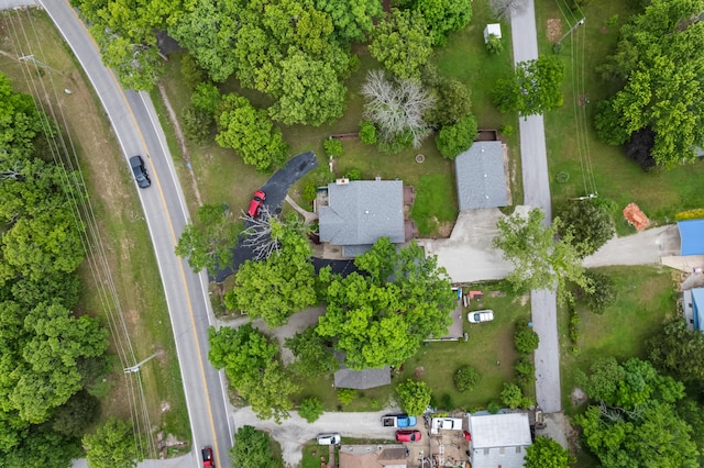 aerial view of property and surrounding area