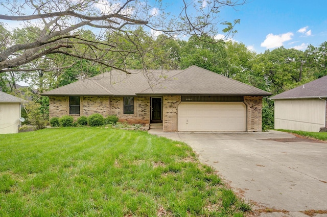 5808 S Honeysuckle Ln, Battlefield, MO 65619 - photo 1