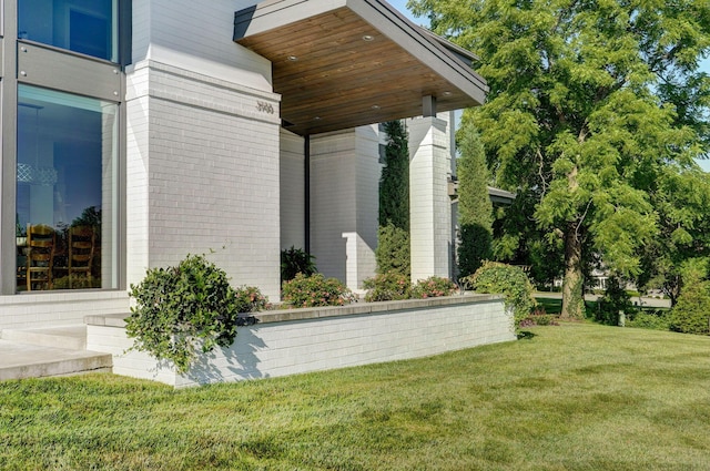 3900 E Dunrobin Dr, Springfield, MO 65809 - view of grassy yard