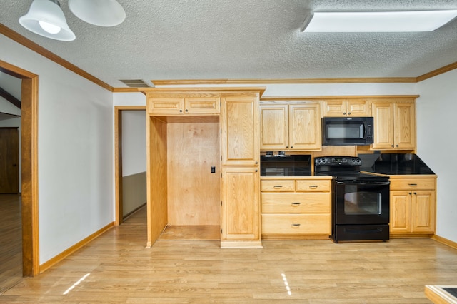 4852 S Charleston Ave, Springfield, MO 65804 - kitchen with black appliances, light wood-style flooring, light brown cabinetry, crown molding, and a textured ceiling