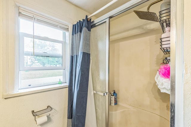 full bath with a shower with curtain