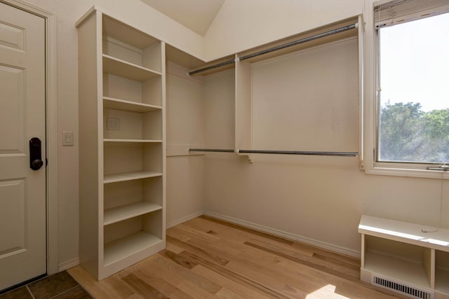 5853 S Northern Ridge Rd, Springfield, MO 65810 - walk in closet featuring wood finished floors