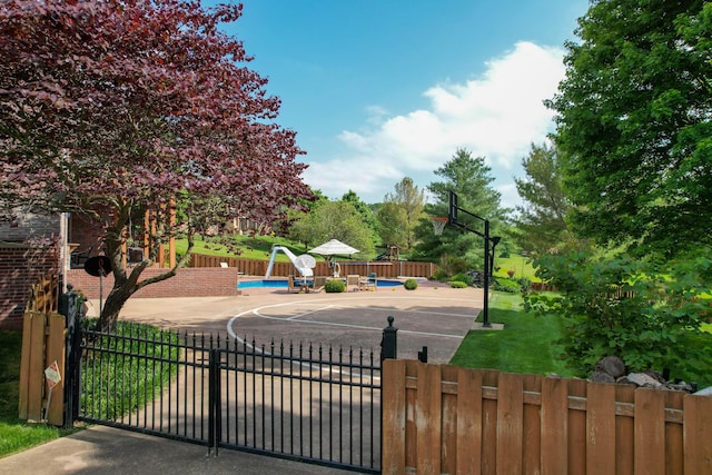 5853 S Northern Ridge Rd, Springfield, MO 65810 - gate with fence