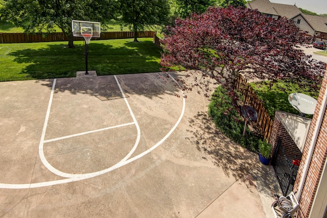 5853 S Northern Ridge Rd, Springfield, MO 65810 - view of basketball court featuring basketball court