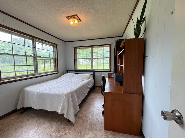 3036 P Hwy, Alton, MO 65606 - bedroom with a textured ceiling and crown molding