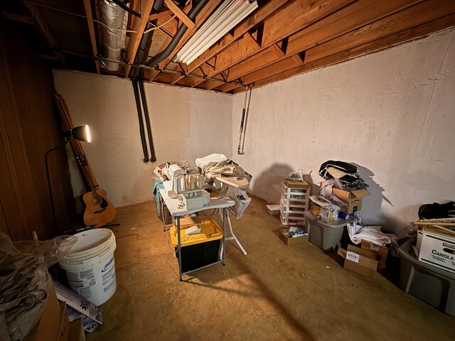 3036 P Hwy, Alton, MO 65606 - view of unfinished basement