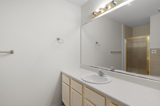 3563 S Western Ave, Springfield, MO 65807 - full bath featuring a shower stall and vanity