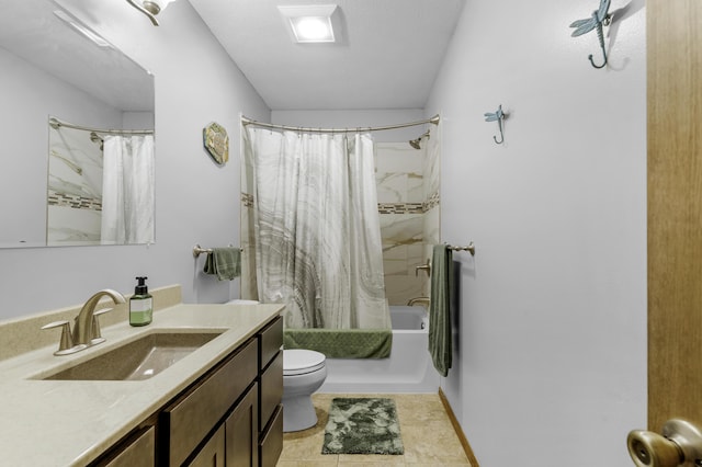 2515 S Laurel Ave, Springfield, MO 65807 - full bath featuring toilet, shower / tub combo with curtain, vanity, and tile patterned flooring