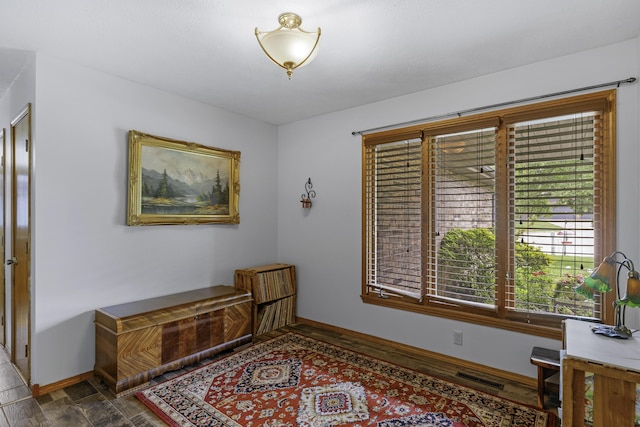 2515 S Laurel Ave, Springfield, MO 65807 - office featuring baseboards