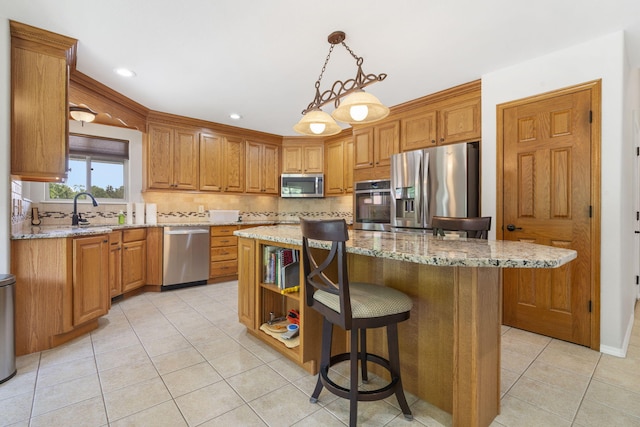 40 Overton Ct, Kimberling City, MO 65686 - kitchen featuring stainless steel appliances, a sink, light tile patterned flooring, tasteful backsplash, and recessed lighting