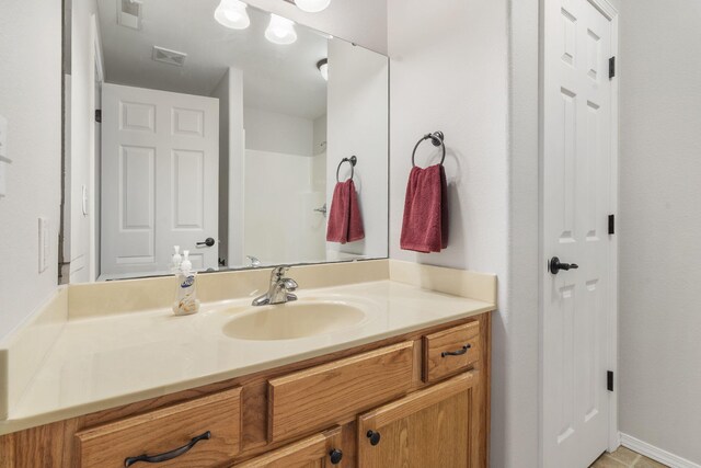 40 Overton Ct, Kimberling City, MO 65686 - bathroom with vanity