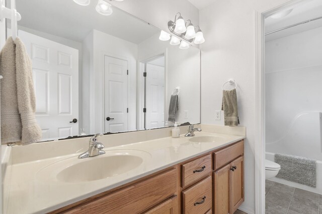 40 Overton Ct, Kimberling City, MO 65686 - full bath with double vanity, toilet, and tile patterned flooring