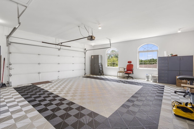 40 Overton Ct, Kimberling City, MO 65686 - garage featuring a garage door opener