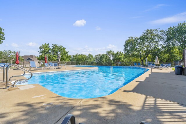 40 Overton Ct, Kimberling City, MO 65686 - community pool featuring a patio area