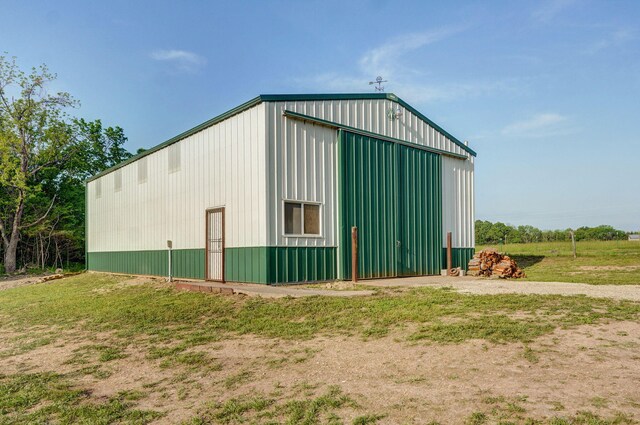 2121 E 505th Rd, Halfway, MO 65663 - view of pole building