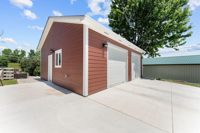 77 Johnson Way Ln, Kimberling City, MO 65686 - view of detached garage