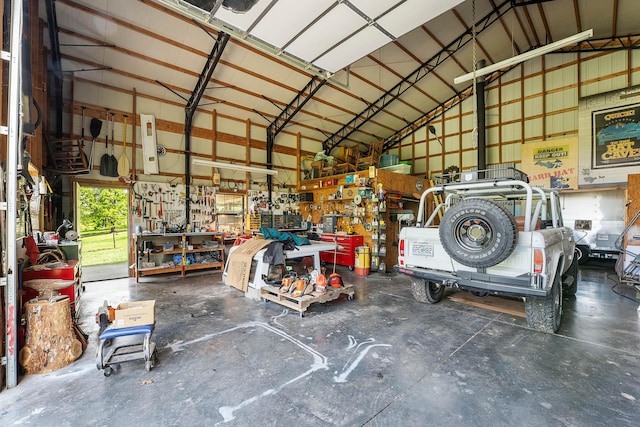 315 Buckskin Rdg, Pineville, MO 64856 - garage with a workshop area