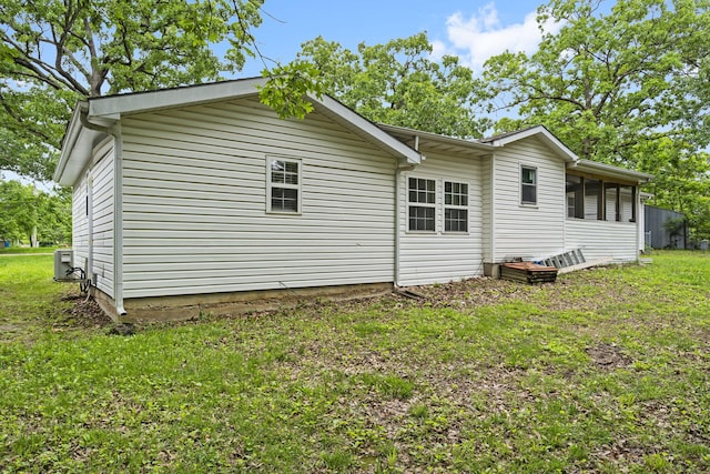 26478 Shadow Rd, Pittsburg, MO 65724 - view of property exterior with a lawn